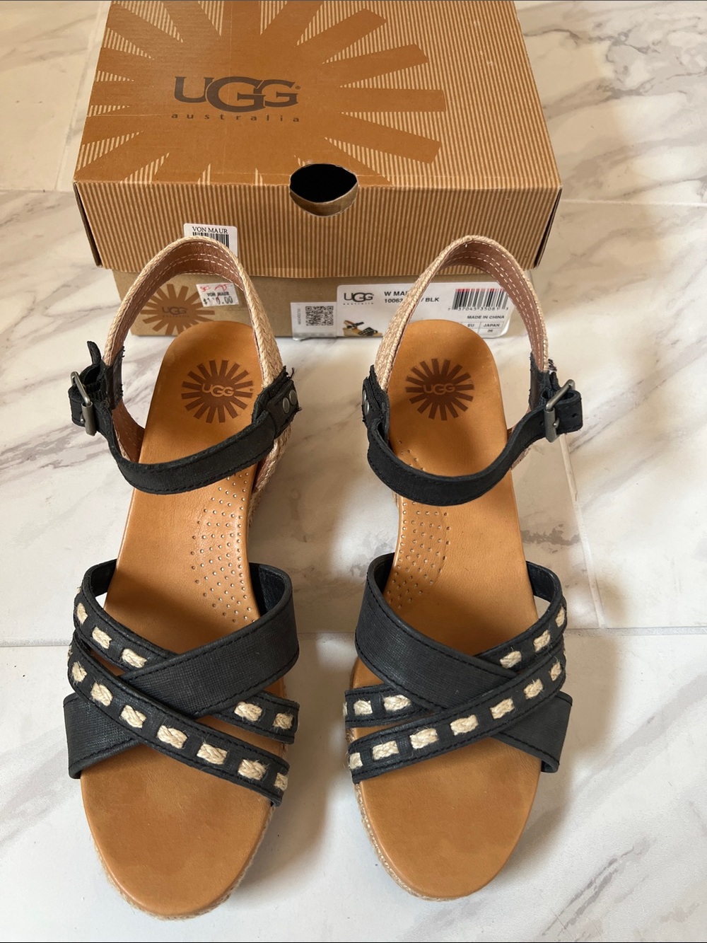 UGG Mairi Wedge Espadrille Sandals Black Leather Size 9